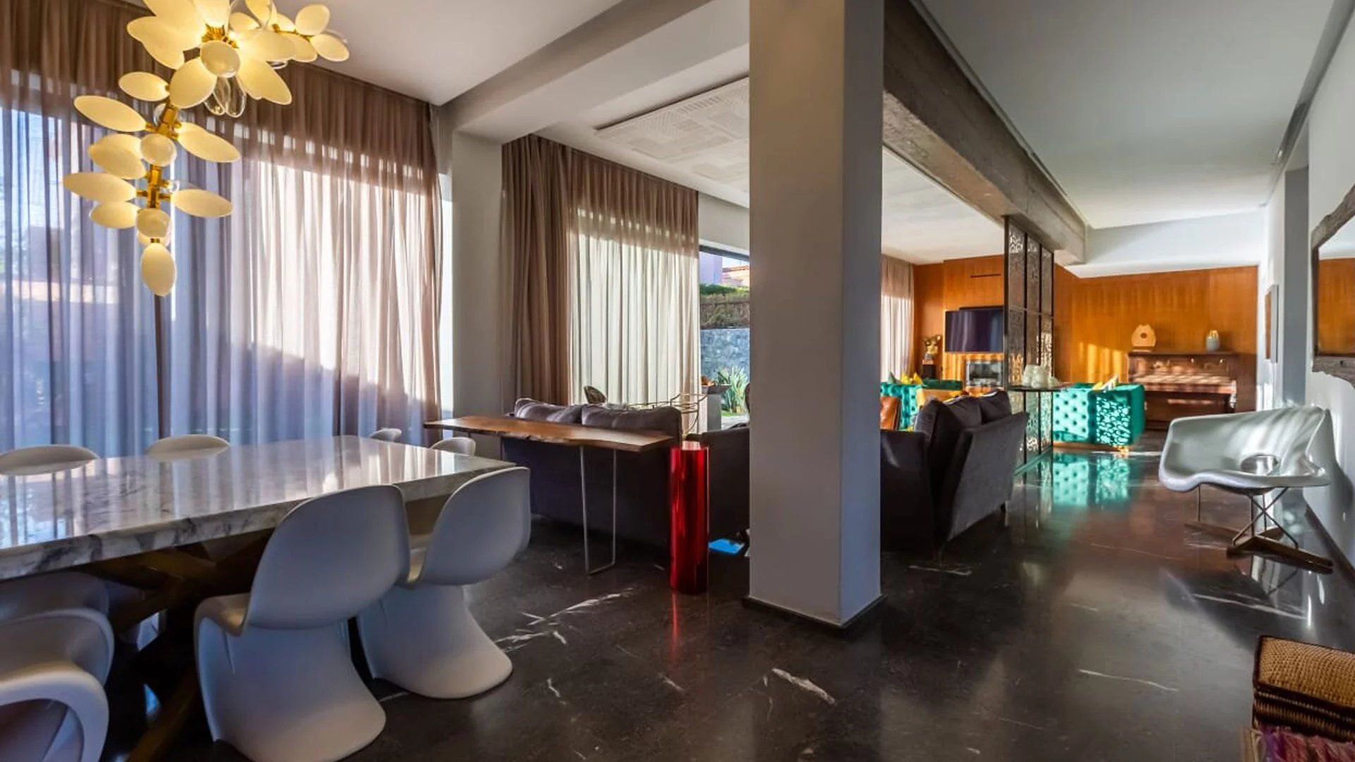 Louer Villa 5&nbsp;pièces 350&nbsp;m² Marrakech