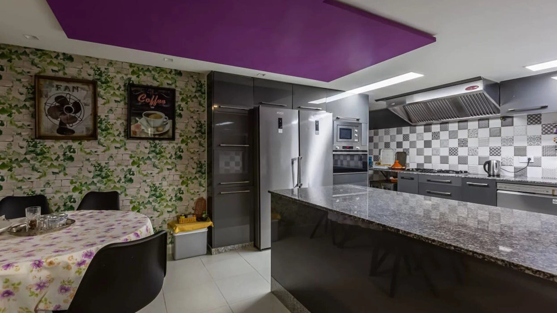 Louer Villa 5&nbsp;pièces 350&nbsp;m² Marrakech