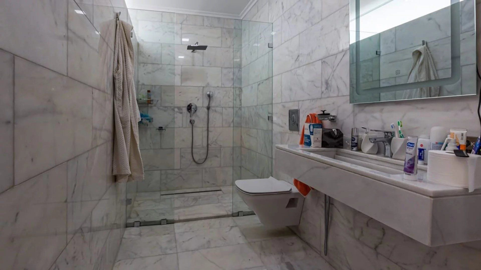 Louer Villa 5&nbsp;pièces 350&nbsp;m² Marrakech