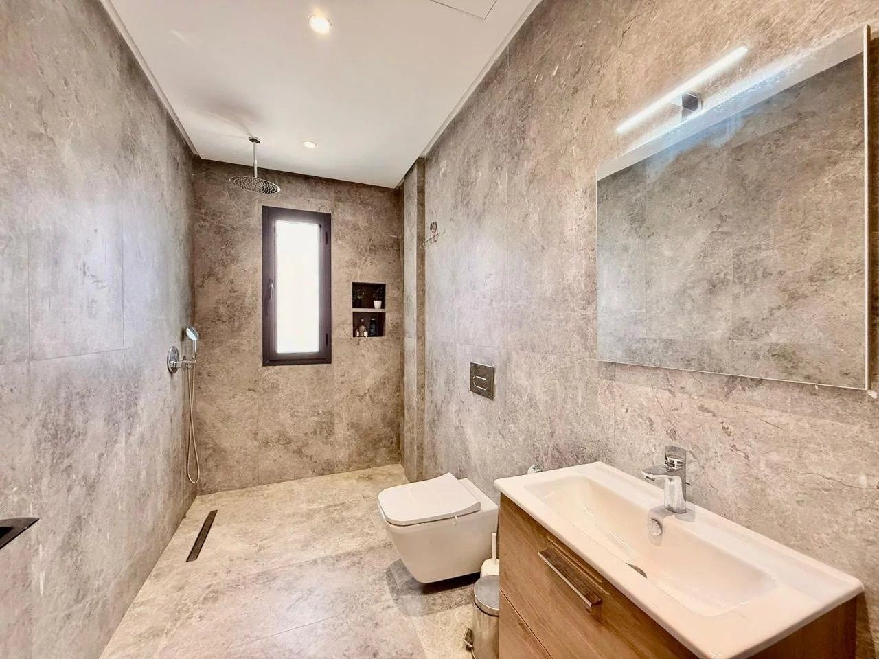 Louer Villa 6&nbsp;pièces 380&nbsp;m² Marrakech