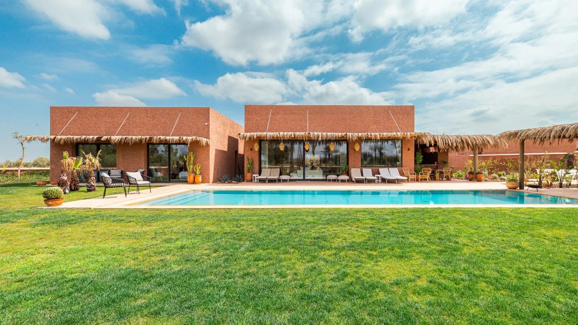 Rent Villa 6&nbsp;rooms 365&nbsp;m² Marrakech