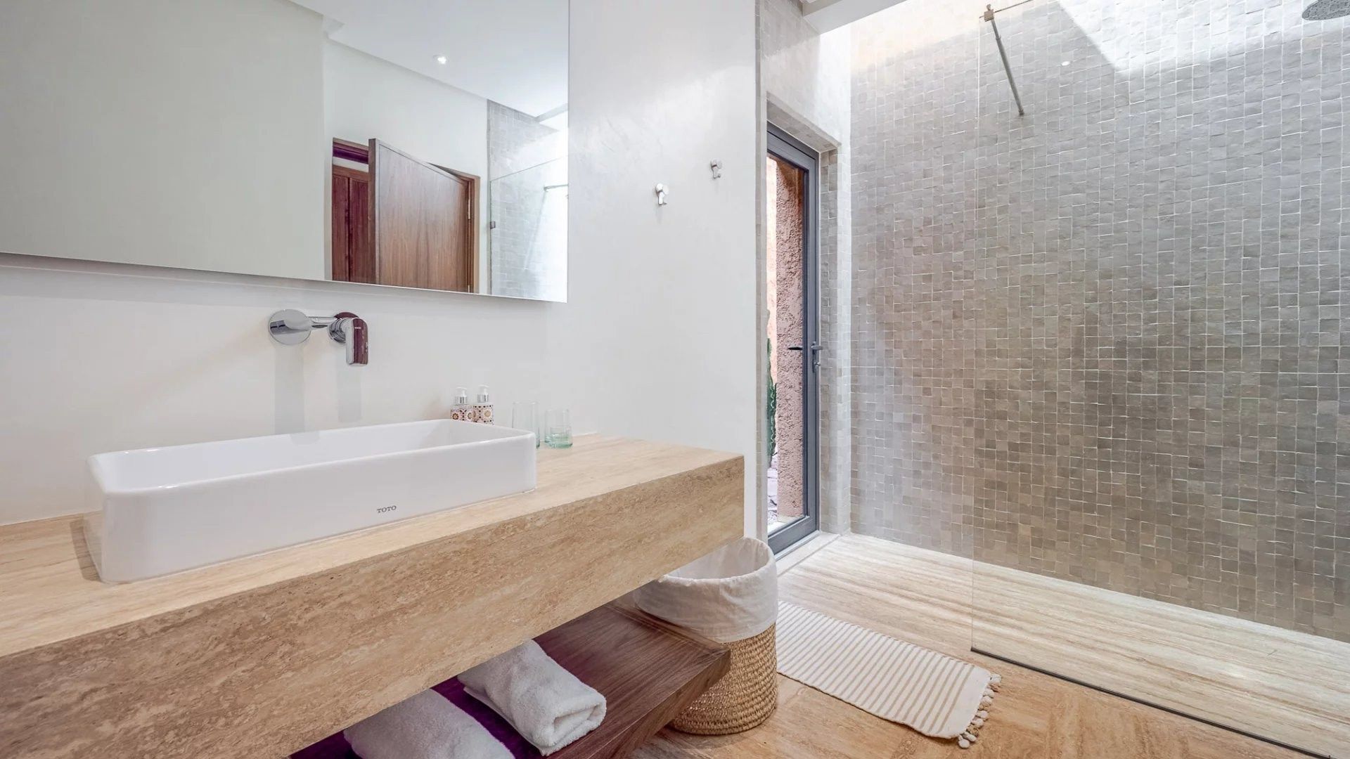 Rent Villa 6&nbsp;rooms 365&nbsp;m² Marrakech