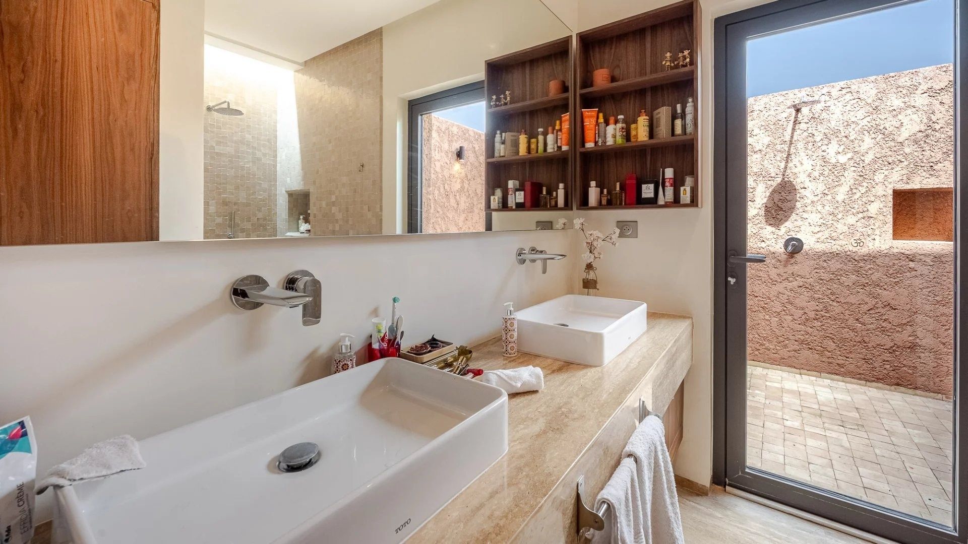 Rent Villa 6&nbsp;rooms 365&nbsp;m² Marrakech