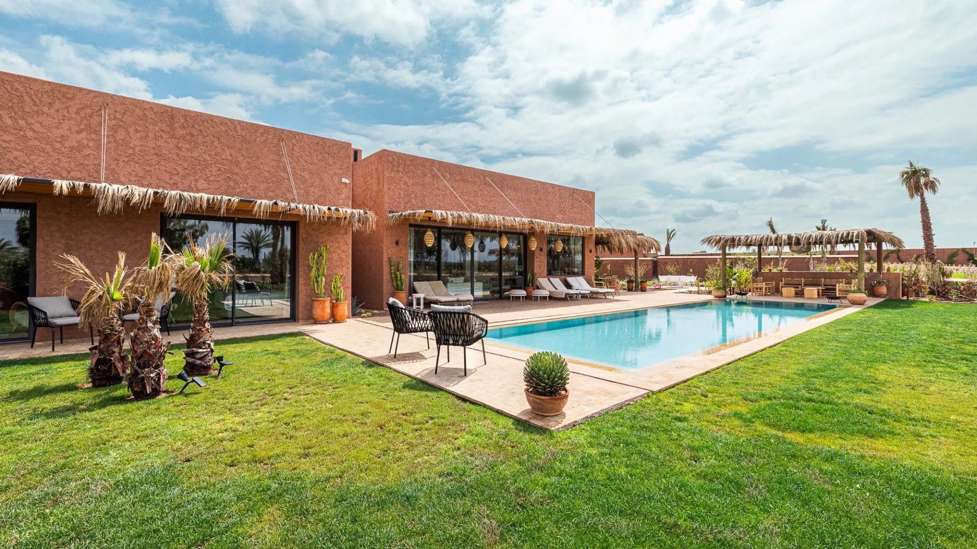 Rent Villa 6&nbsp;rooms 365&nbsp;m² Marrakech