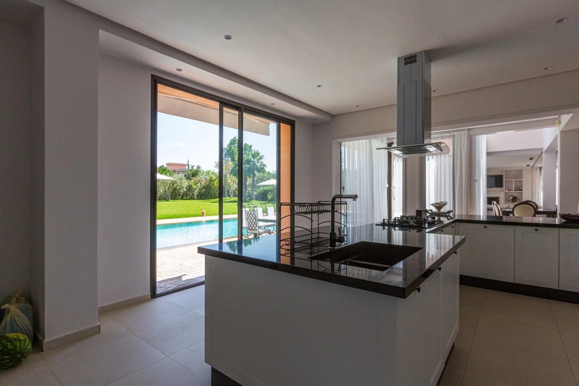 Louer Villa 7&nbsp;pièces 370&nbsp;m² Marrakech