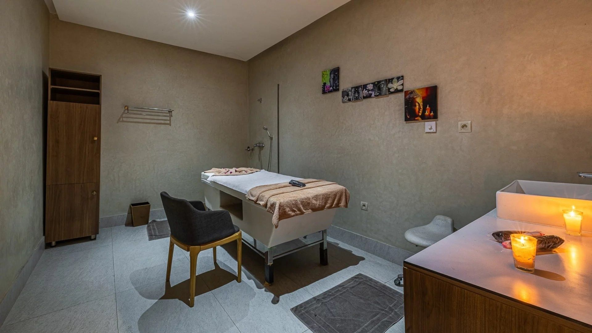 Buy Mansion (hôtel particulier) 23&nbsp;rooms 3900&nbsp;m² Marrakech