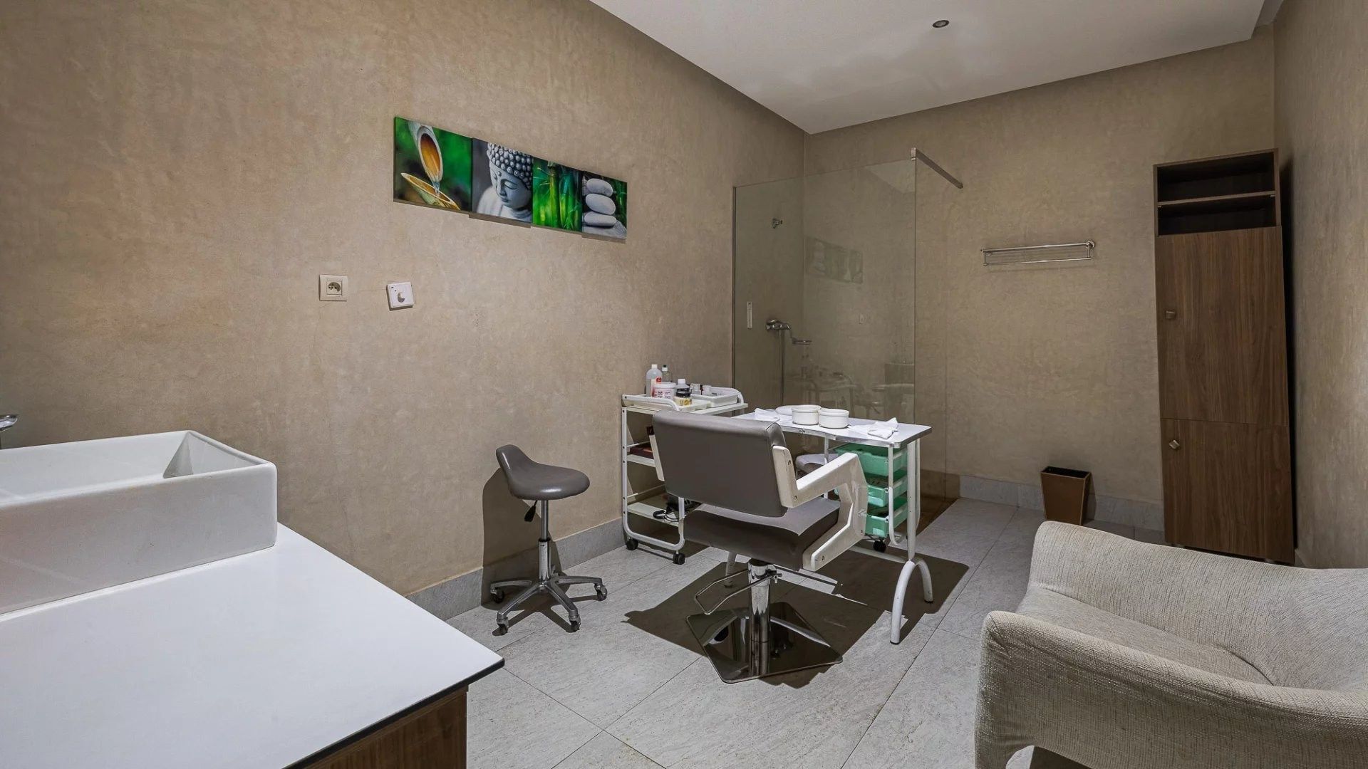Buy Mansion (hôtel particulier) 23&nbsp;rooms 3900&nbsp;m² Marrakech