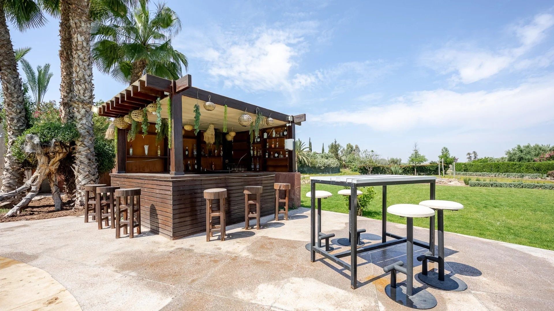 Buy Mansion (hôtel particulier) 23&nbsp;rooms 3900&nbsp;m² Marrakech