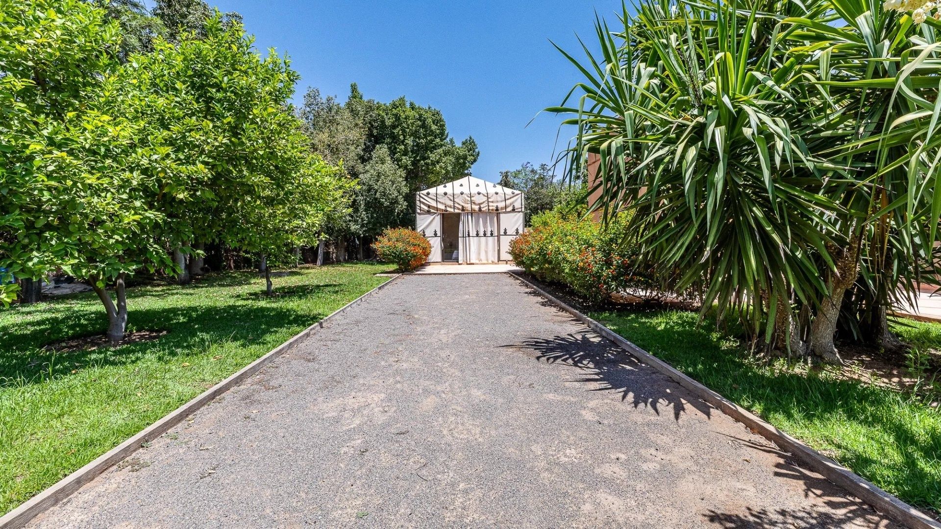 Buy Villa 8&nbsp;rooms 450&nbsp;m² Marrakech