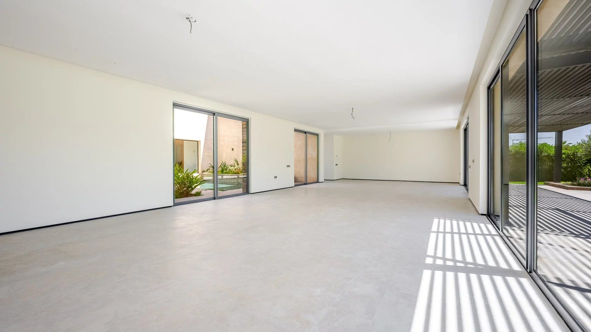 Rent Villa 10&nbsp;rooms 700&nbsp;m² Marrakech