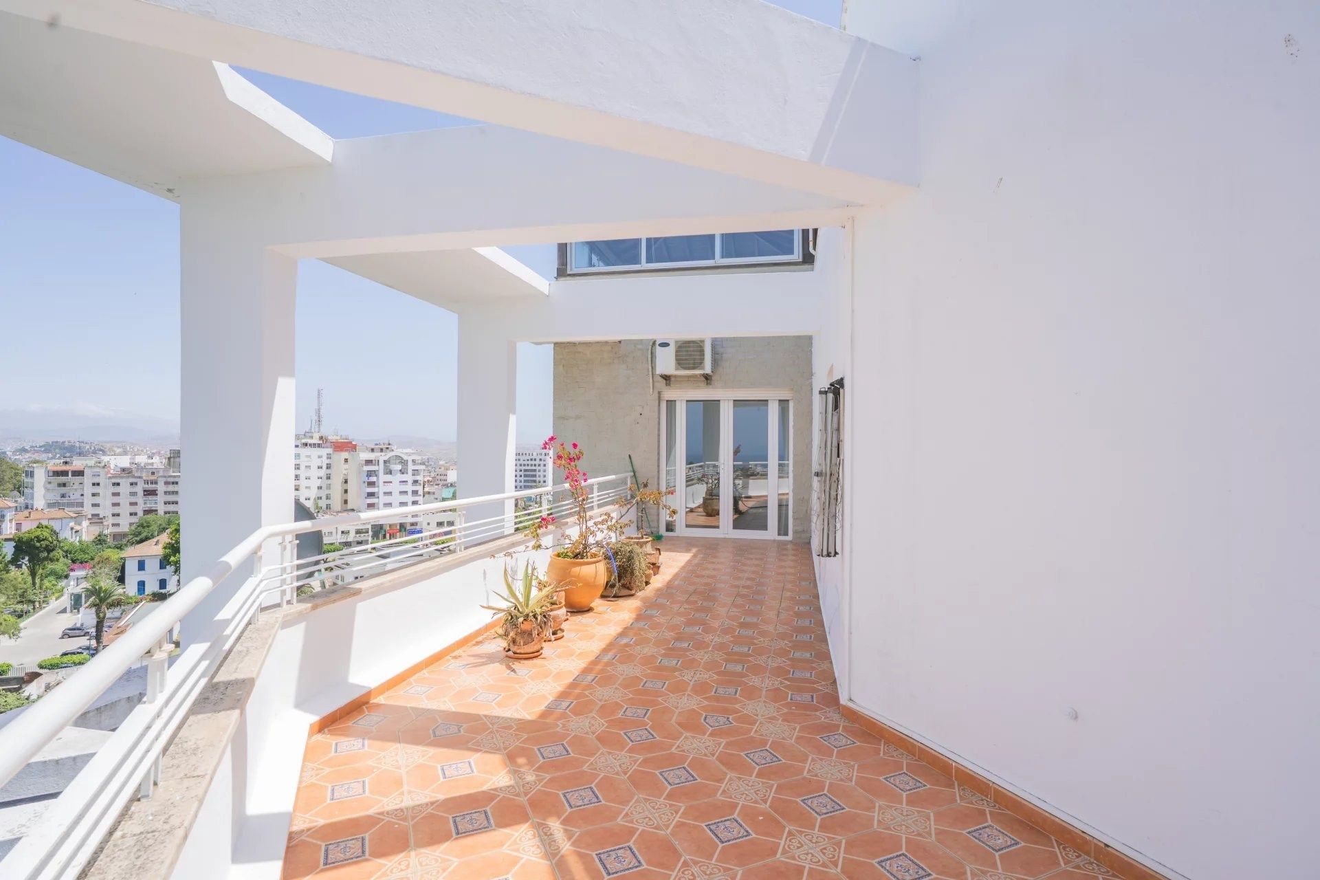 Acheter Appartement 5&nbsp;pièces 217&nbsp;m² Tanger