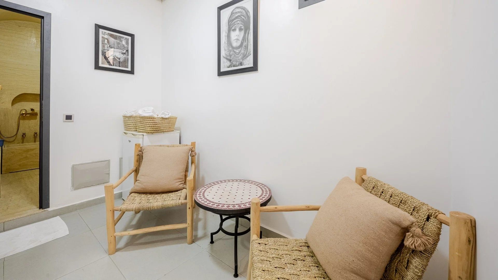 Rent Villa 7&nbsp;rooms 200&nbsp;m² Marrakech