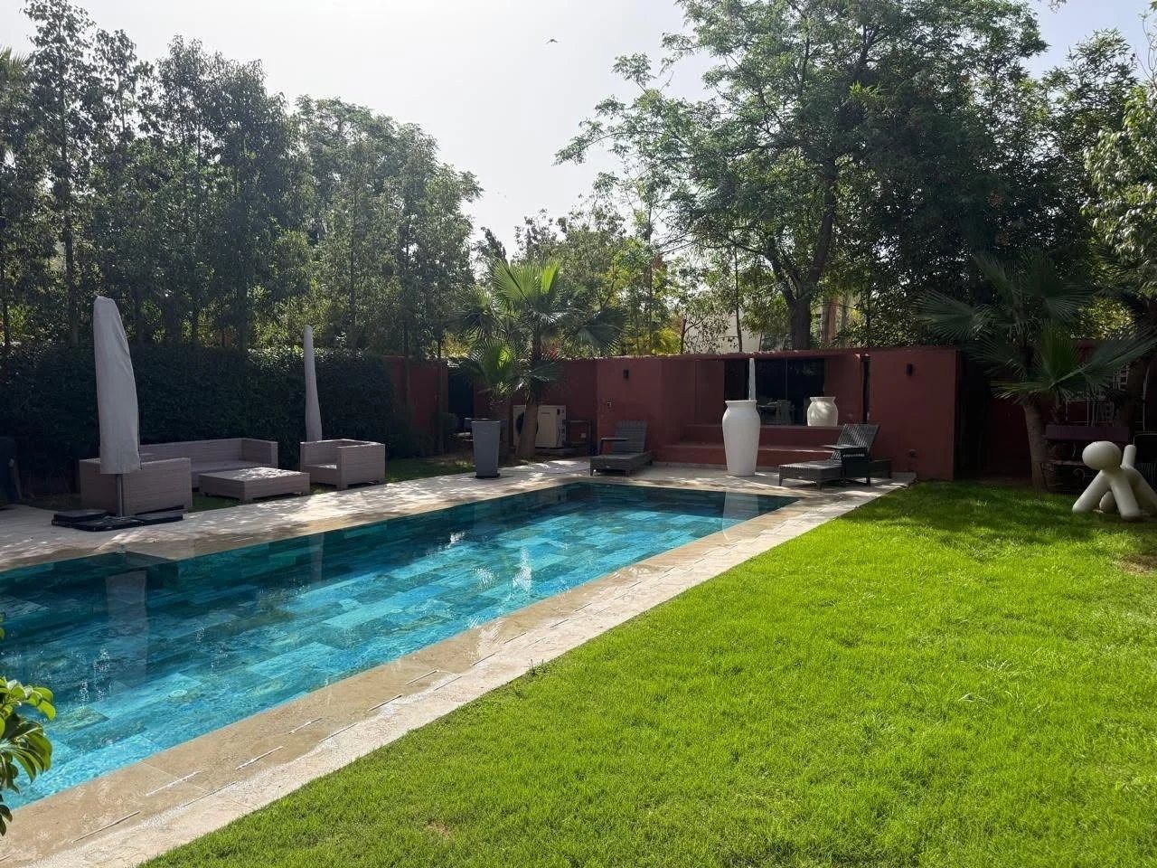 Rent Villa 6&nbsp;rooms 300&nbsp;m² Marrakech