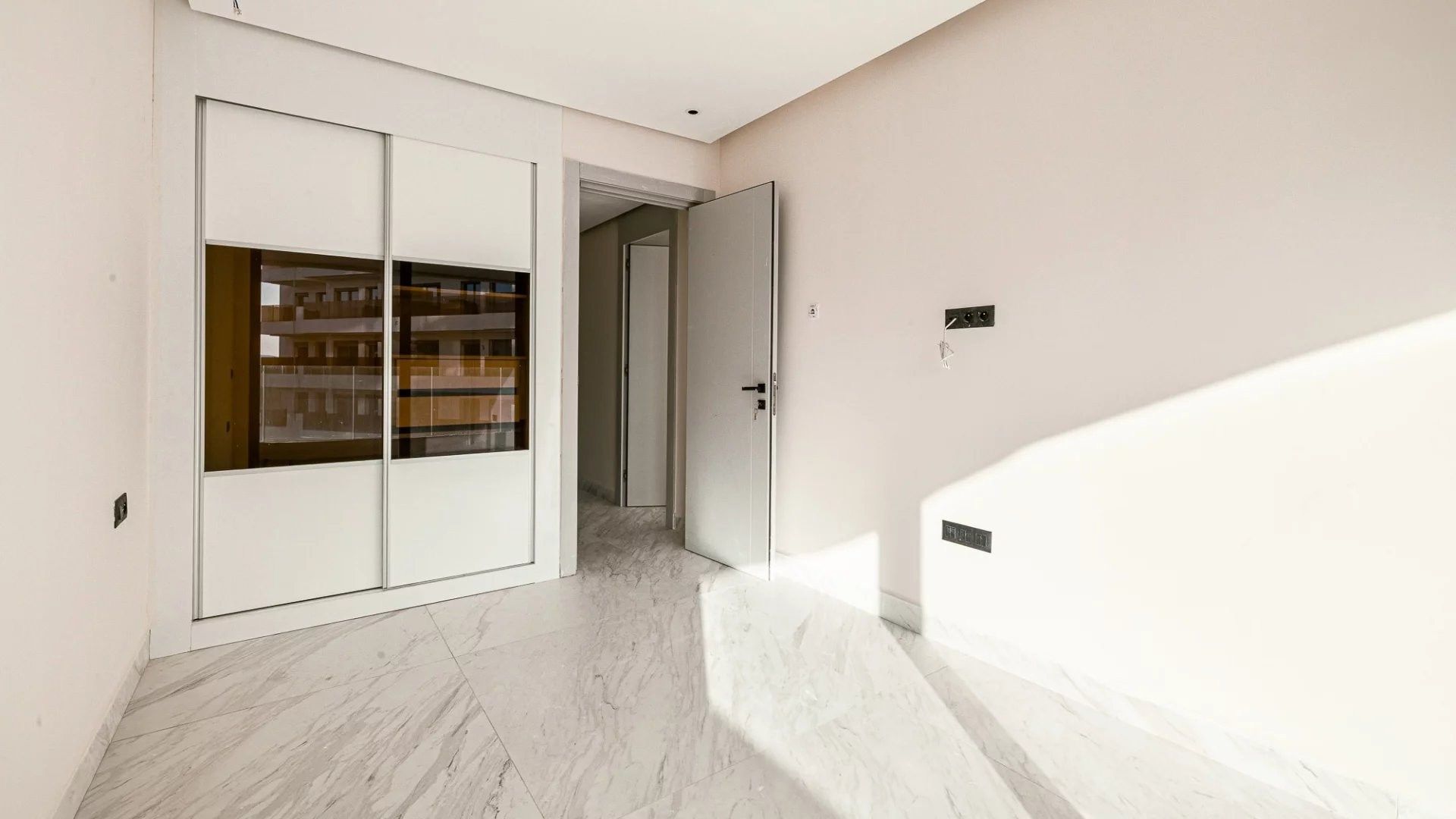 Acheter Appartement 4&nbsp;pièces 220&nbsp;m² Tanger