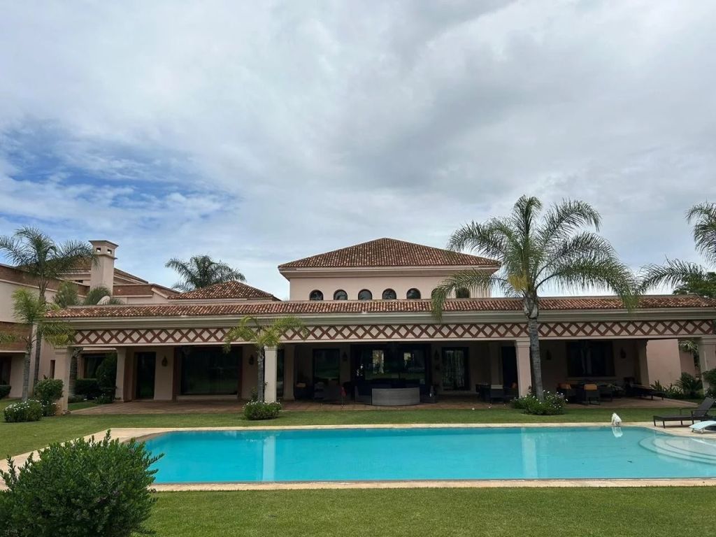 villa 7 rooms for sale on Rabat (10000) - See details