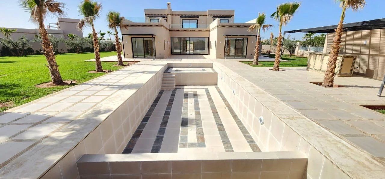 villa 8 pièces en vente sur Marrakech (40000) - Plus de details