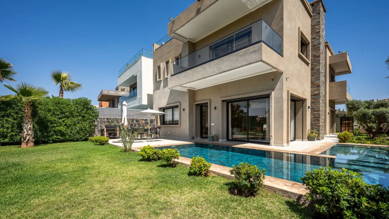 Louer Villa 7 pièces 400 m² Marrakech