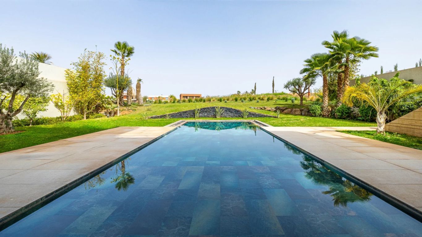 Louer Villa 7 pièces 674 m² Marrakech