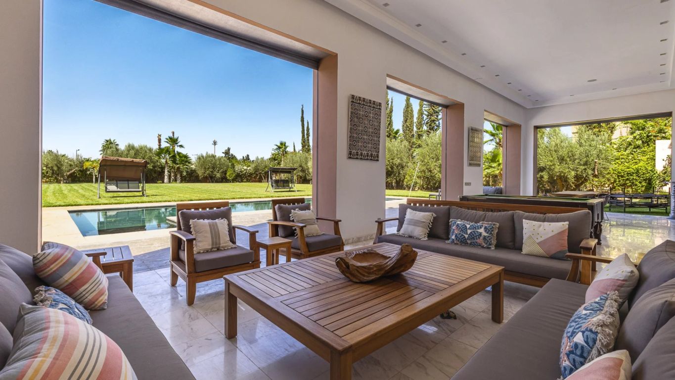 villa 10 rooms for sale on Marrakech (40000) - See details