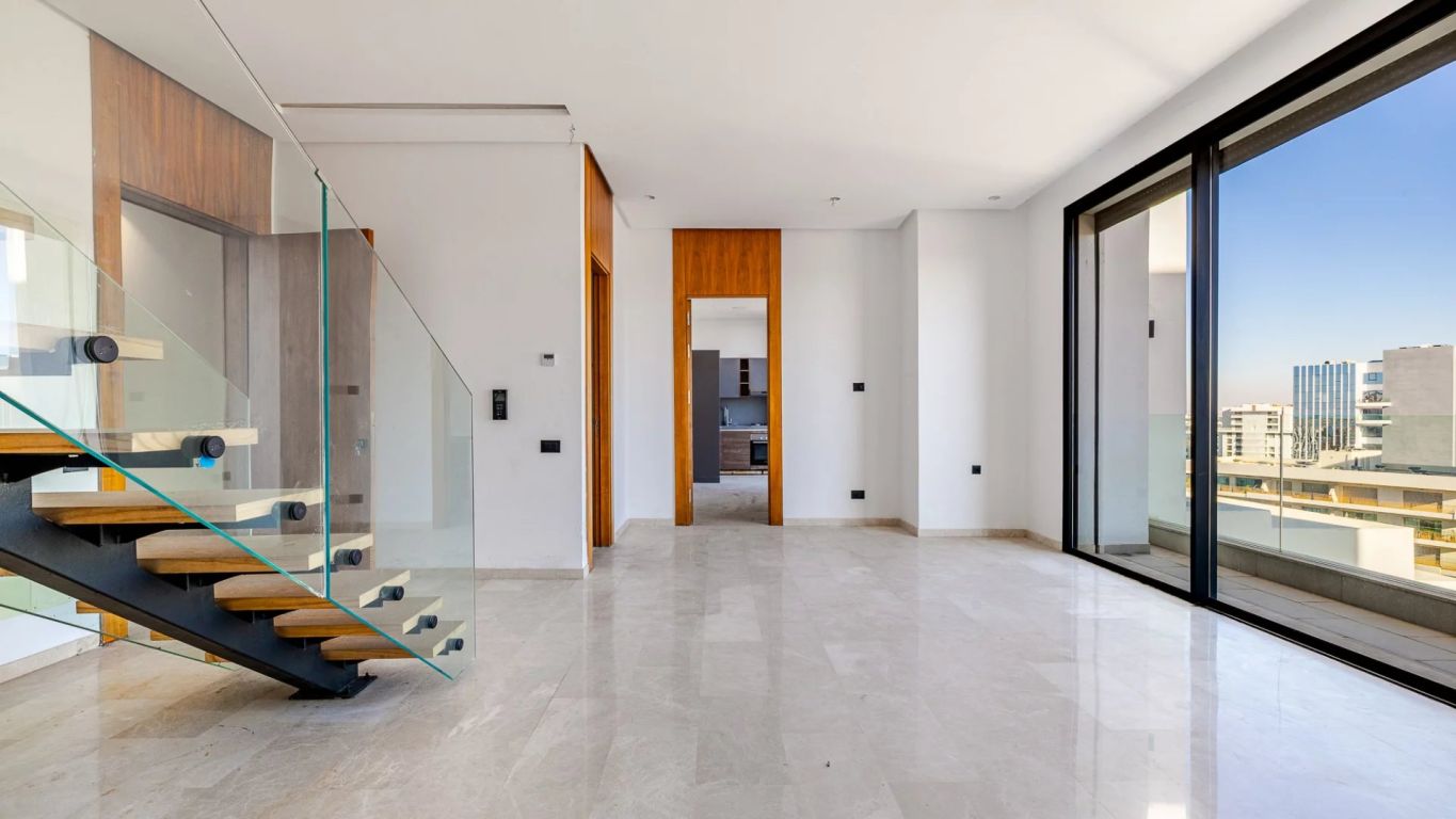 duplex 4 pièces en vente sur Casablanca (2000) - Plus de details