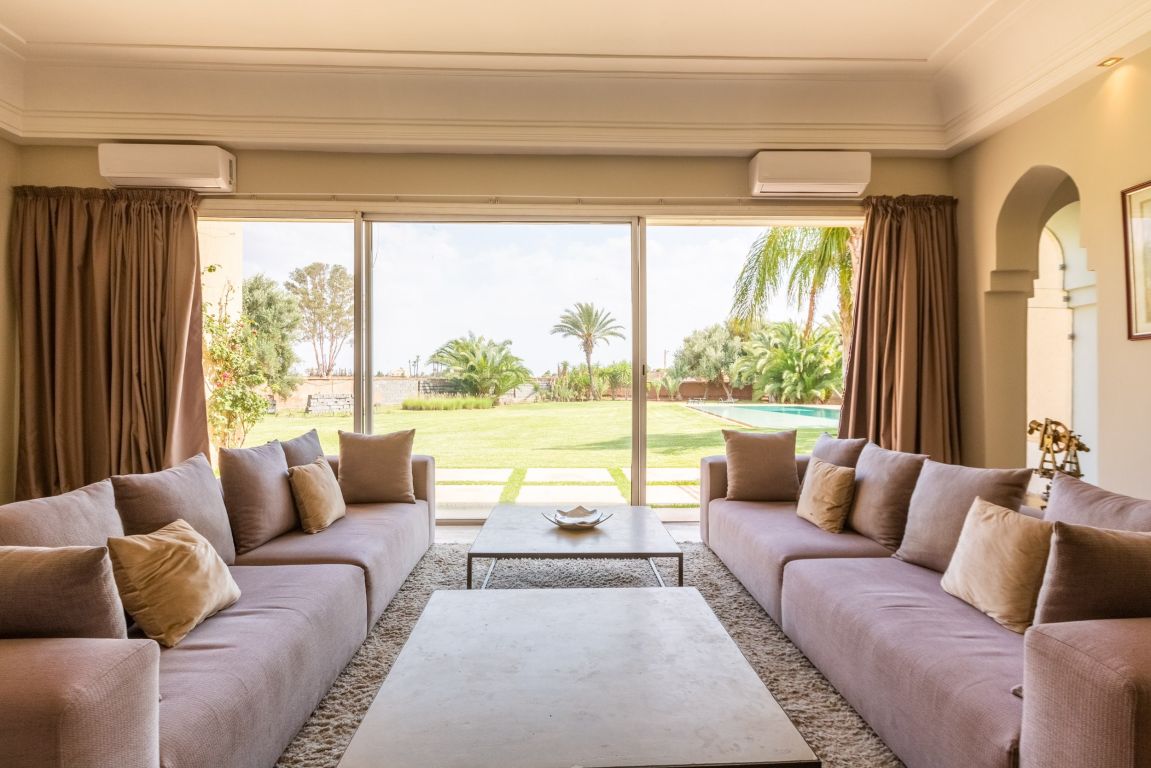 Rent Villa 7 rooms 400 m² Marrakech