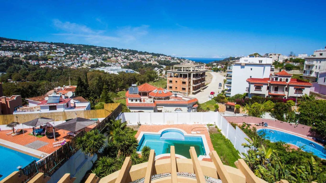 villa 11 rooms for sale on Tanger (90000) - See details