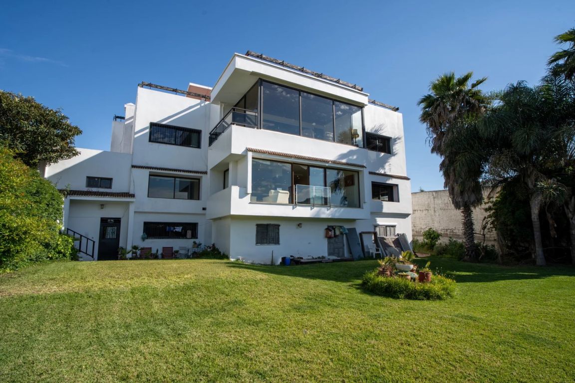 villa 11 rooms for sale on Tanger (90000) - See details