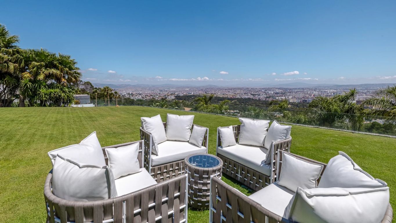 Acheter Villa 20 pièces 1800 m² Tanger