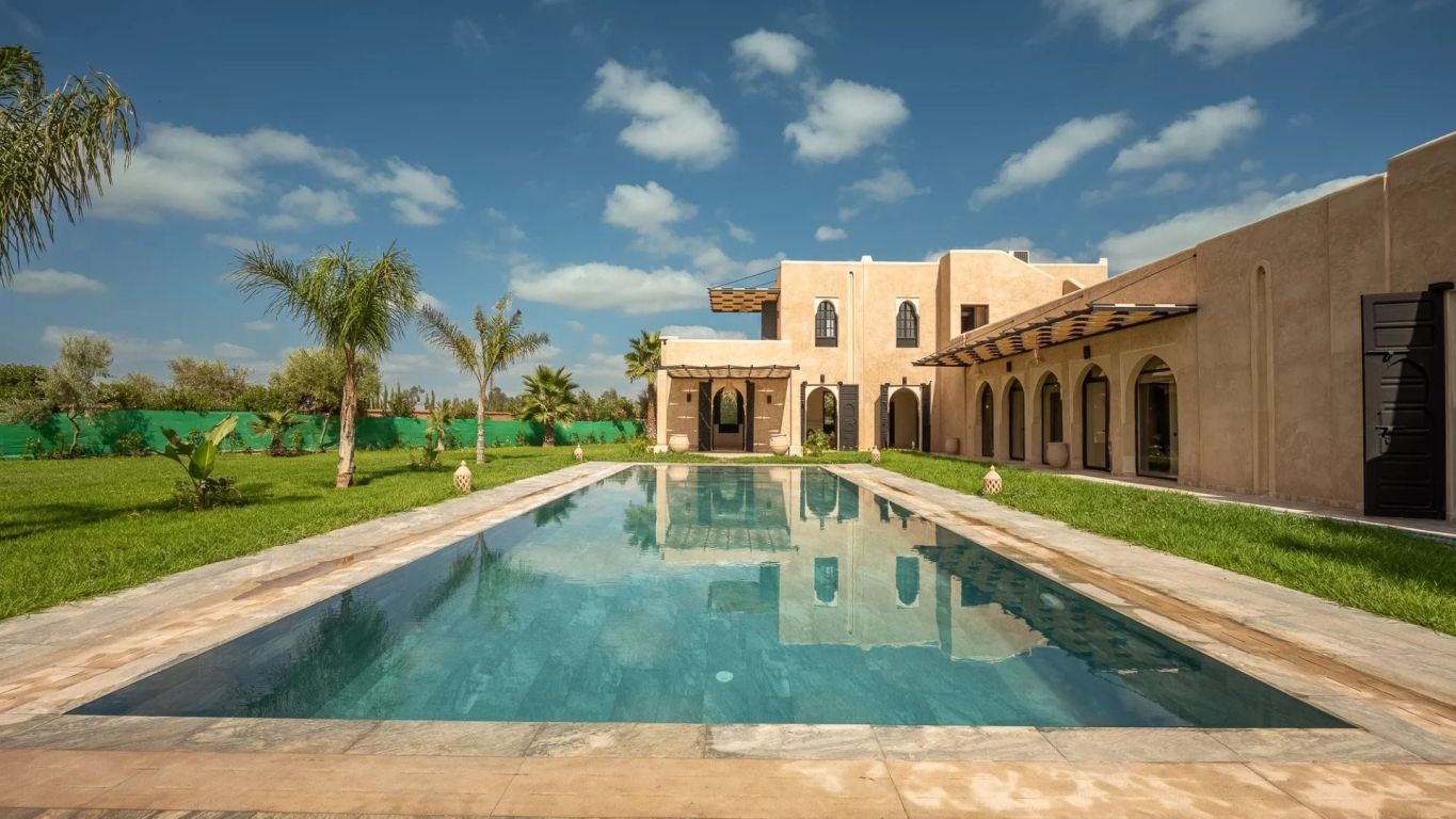 villa 7 rooms for sale on Marrakech (40000) - See details