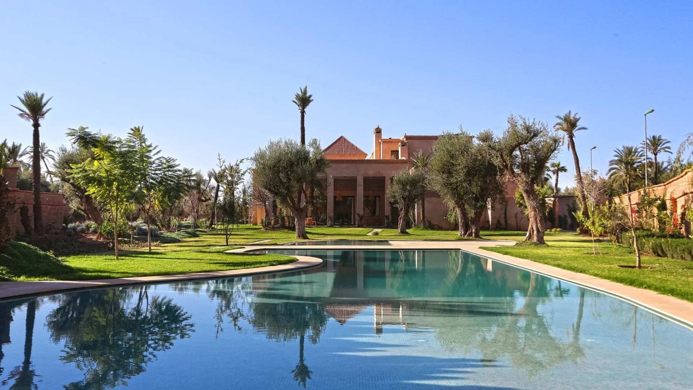 villa 14 rooms for sale on Marrakech (40000) - See details