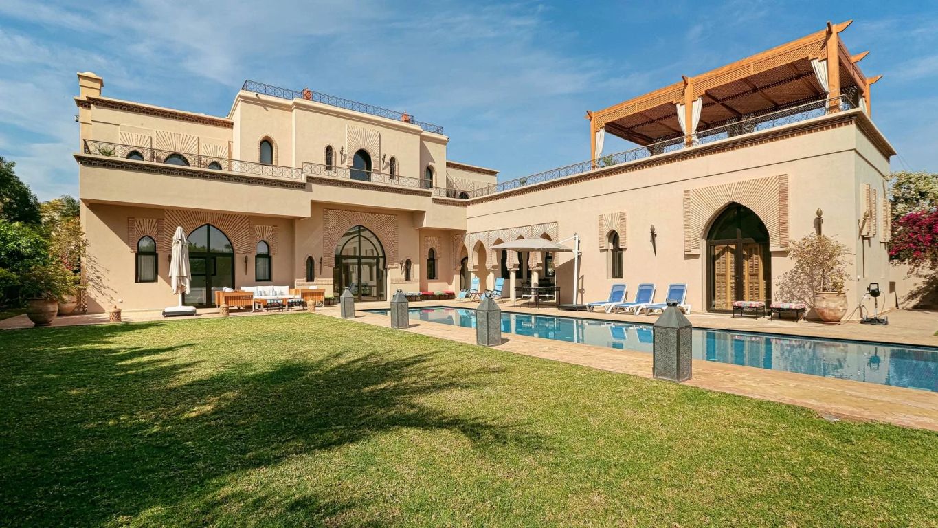 Louer Villa 10 pièces 900 m² Marrakech