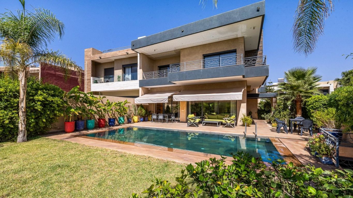 villa 8 pièces en vente sur Marrakech (40000) - Plus de details