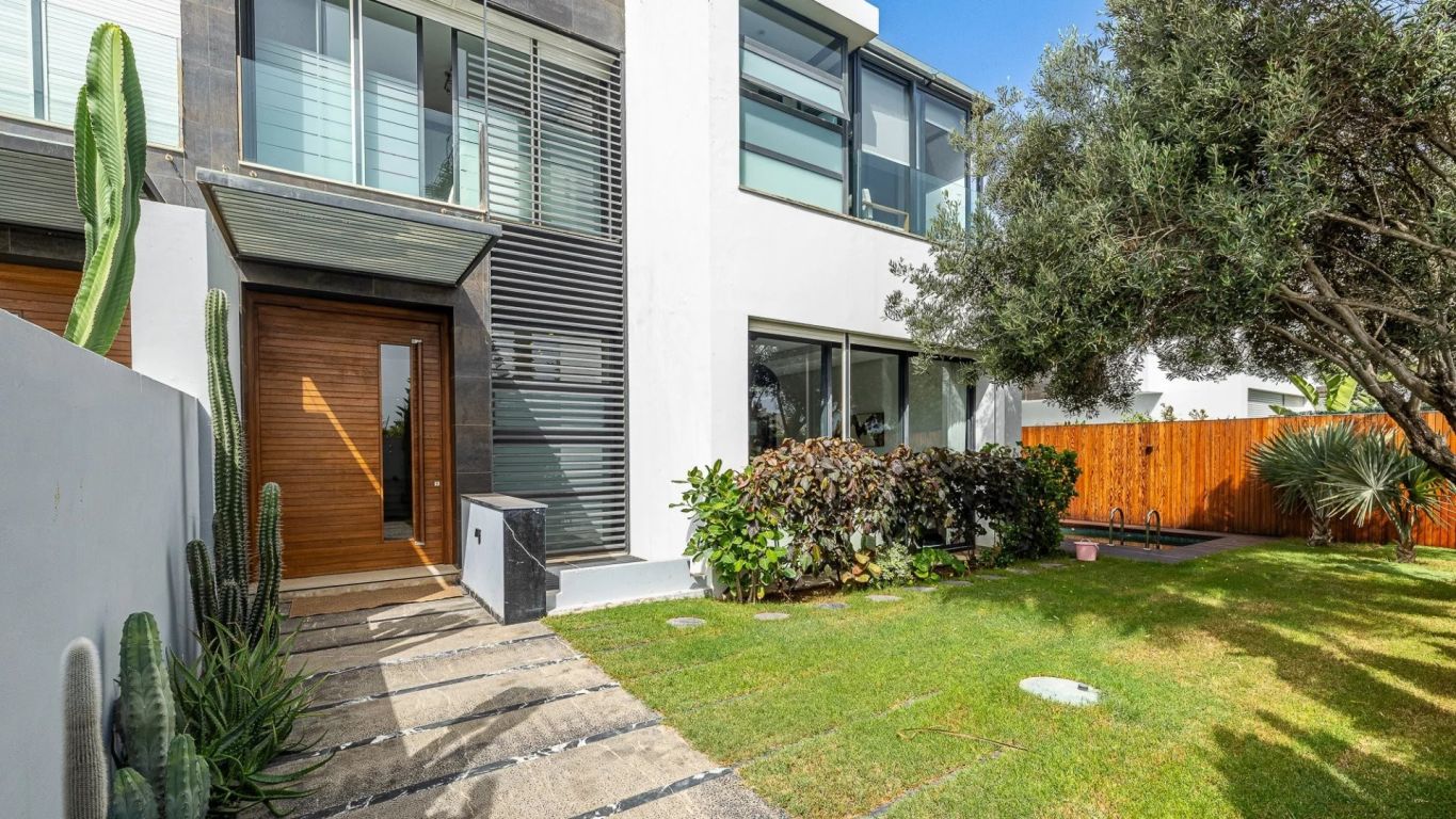 villa 8 rooms for sale on Casablanca (20250) - See details