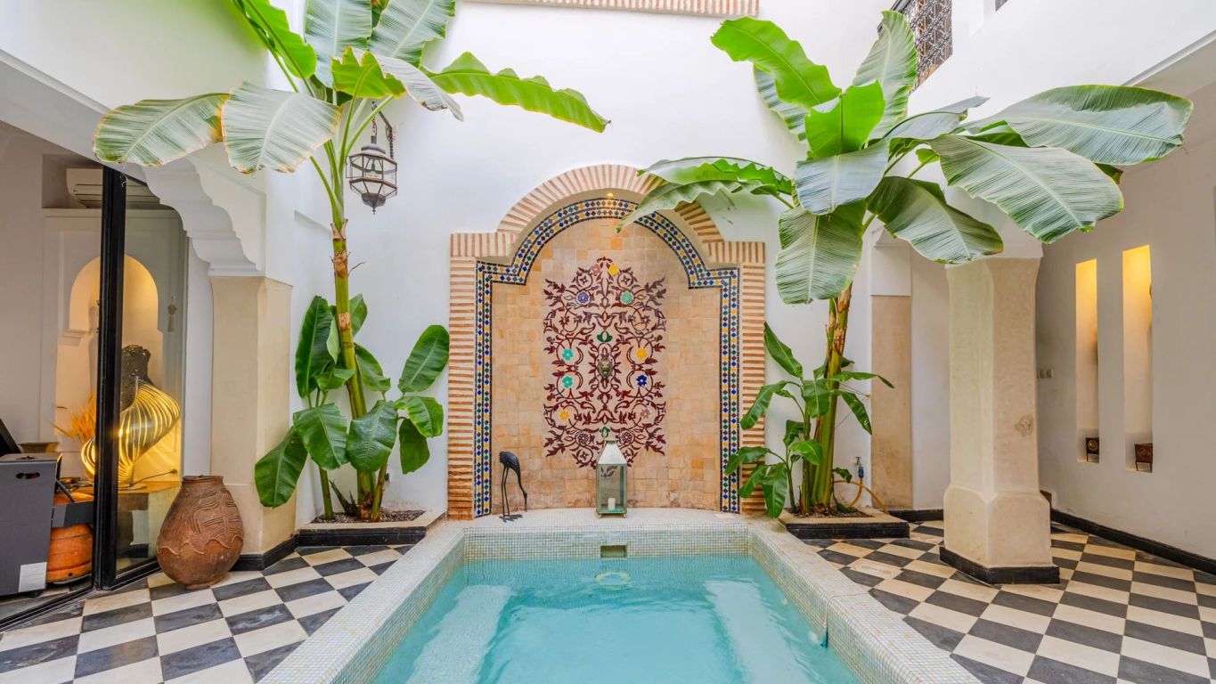 riad 8 rooms for sale on Marrakech (40000) - See details
