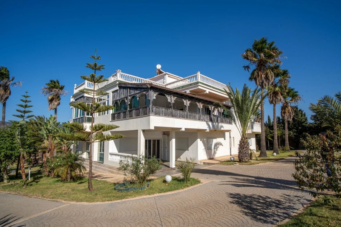 villa 8 pièces en vente sur Tanger (90000) - Plus de details