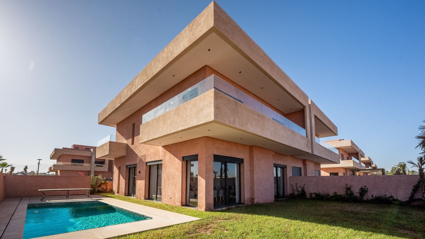 villa 6 rooms for sale on Marrakech (40000) - See details