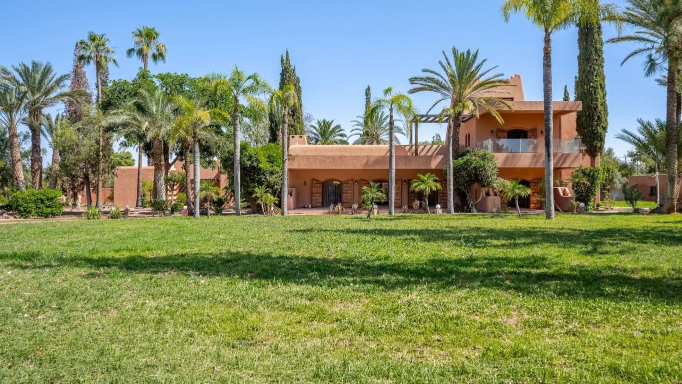 villa 8 pièces en vente sur Marrakech (40000) - Plus de details