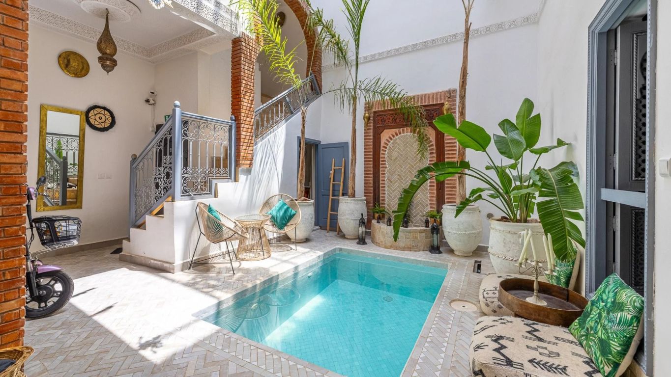 riad 6 rooms for sale on Marrakech (40000) - See details