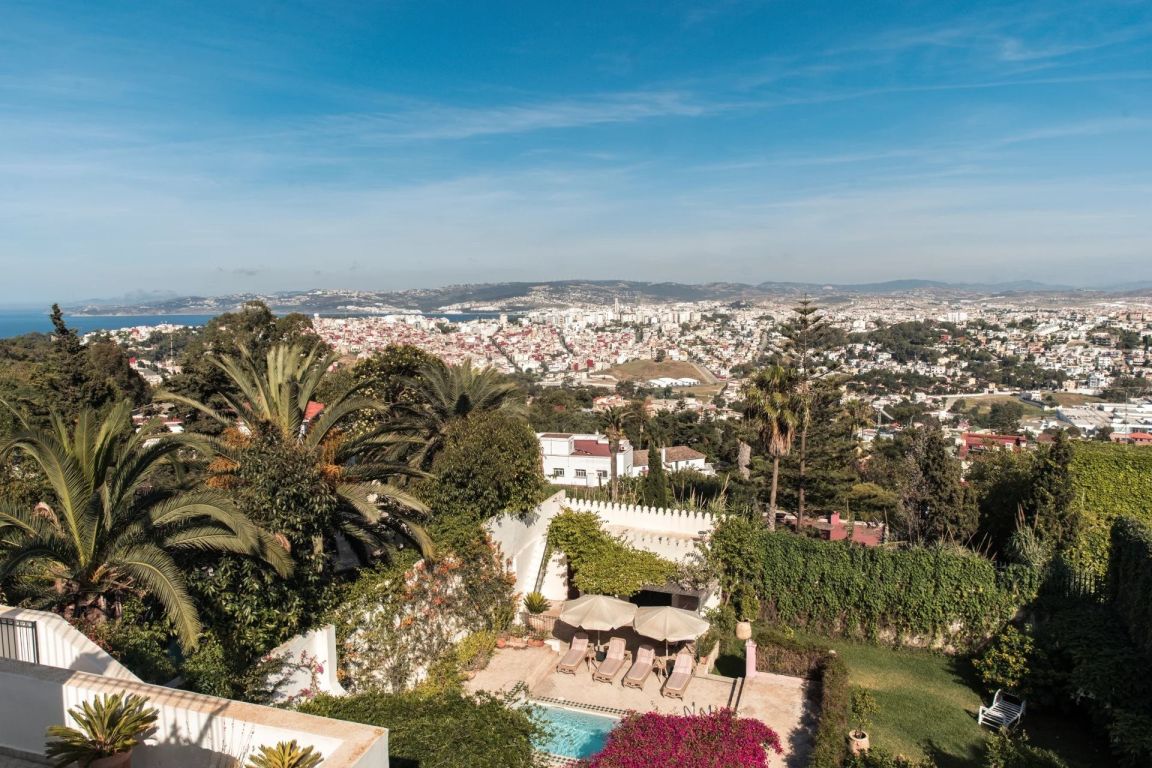 villa 10 rooms for sale on Tanger (90000) - See details